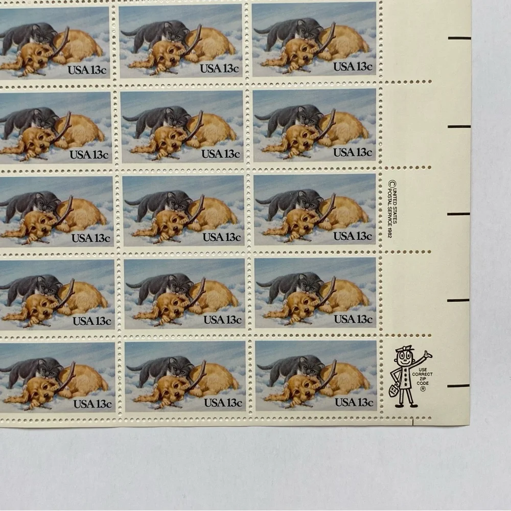 Kitten and Puppy Commemorative Issue Stamp Full Sheet 13 cent MNH #2025 Unhinged